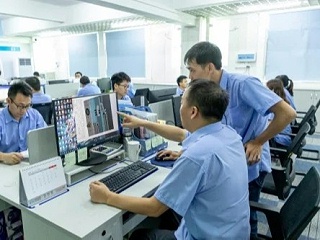 靈科超聲波行業(yè)第一家打造領(lǐng)尖技術(shù)，精密穩(wěn)定超聲波焊接機(jī)廠家