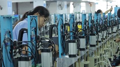 超聲波焊接機(jī)在泡罩包裝焊接中的應(yīng)用、挑戰(zhàn)與應(yīng)對(duì)策略
